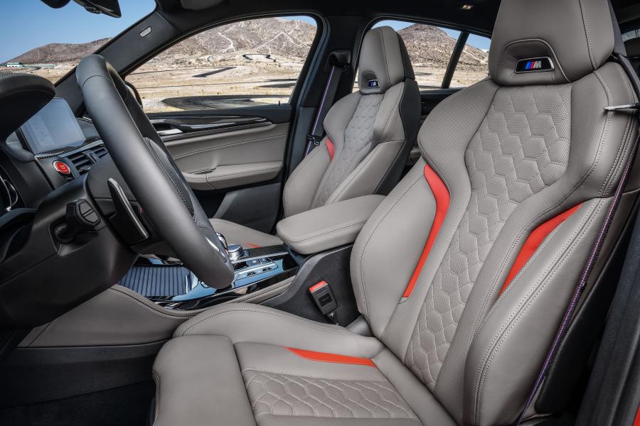 Интерьер BMW X4 M Competition (F98) 2019 года  (WW) (фото 42 из 109)
